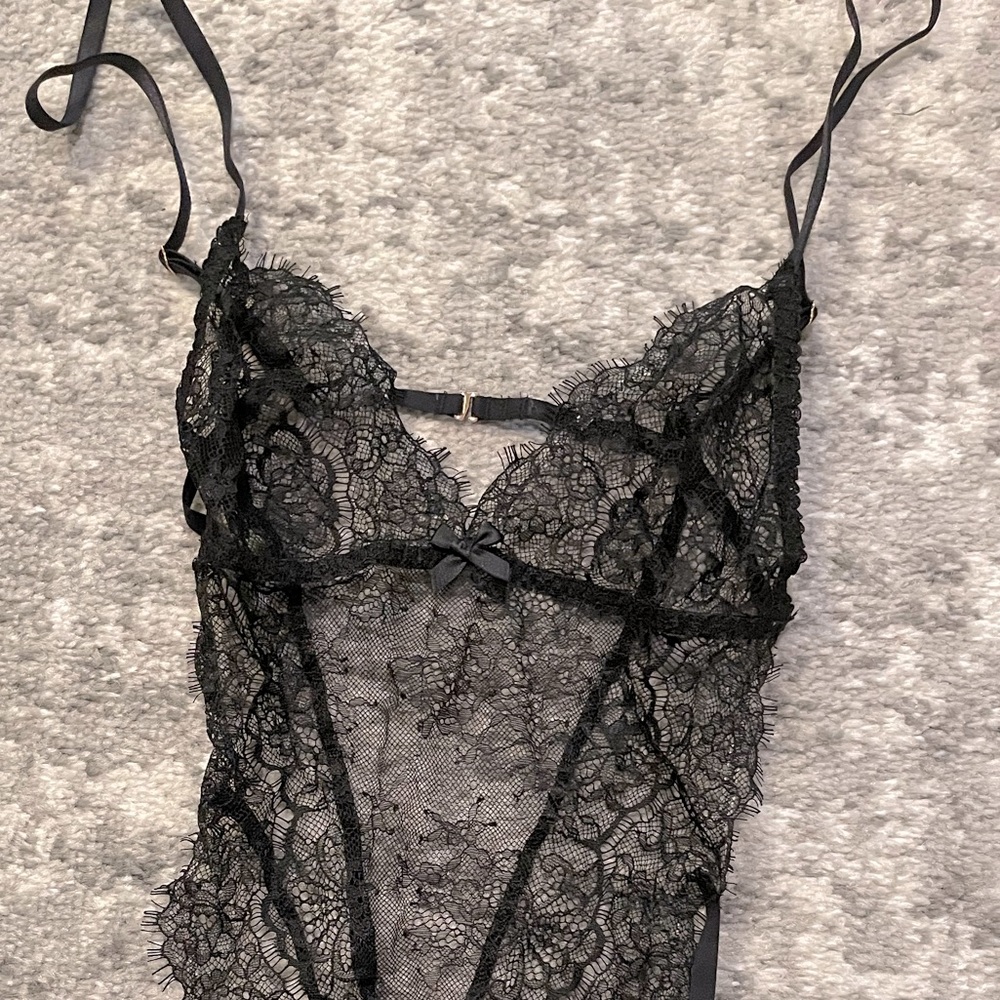 Victoria Secret Lingerie. Never been worn. Tags attached. PERFECT condition.
